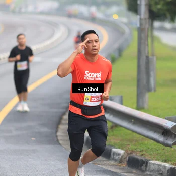 Runner Photo 7021681