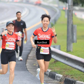 Runner Photo 7021684