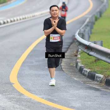 Runner Photo 7021686