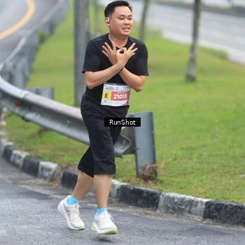Runner Photo 7021703