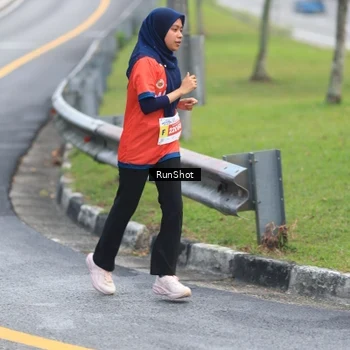 Runner Photo 7021716