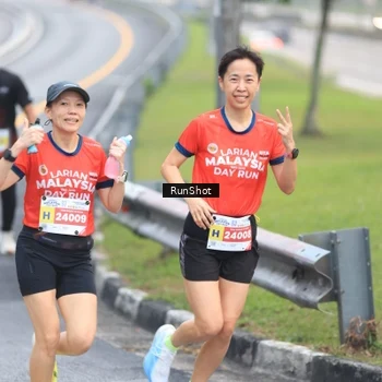 Runner Photo 7021718