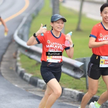 Runner Photo 7021732
