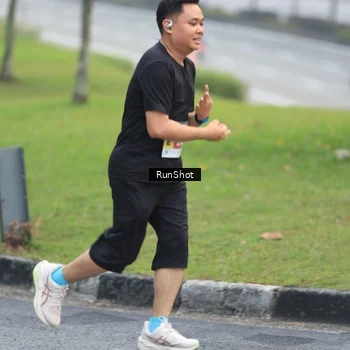 Runner Photo 7021733