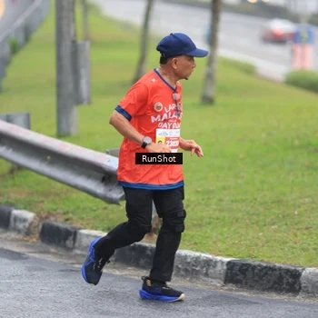 Runner Photo 7021735