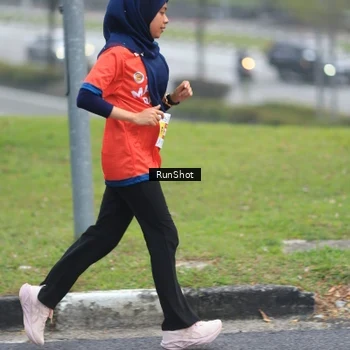 Runner Photo 7021738