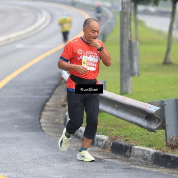 Runner Photo 7021757