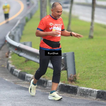 Runner Photo 7021761