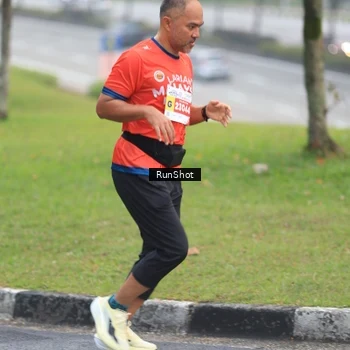 Runner Photo 7021773