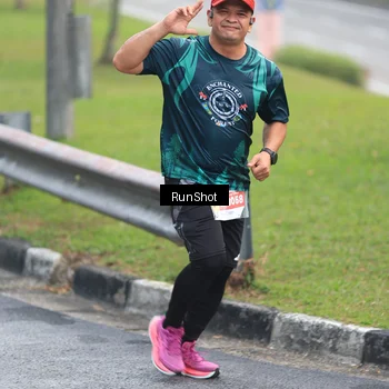 Runner Photo 7021817