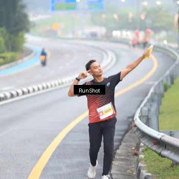 Runner Photo 7021822