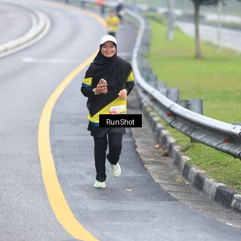 Runner Photo 7021824