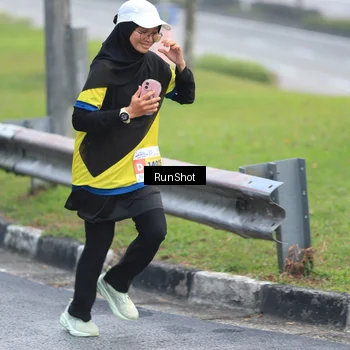 Runner Photo 7021838