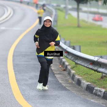 Runner Photo 7021855