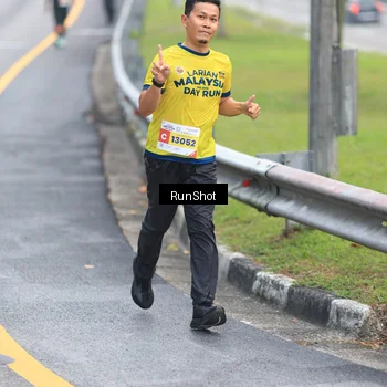 Runner Photo 7021857