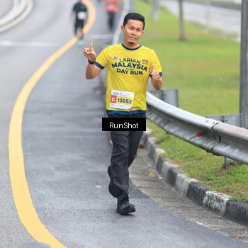 Runner Photo 7021859