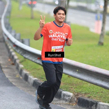 Runner Photo 7021878