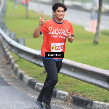 Runner Photo 7021881