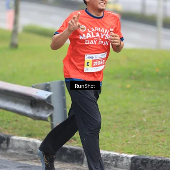 Runner Photo 7021891