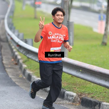 Runner Photo 7021892