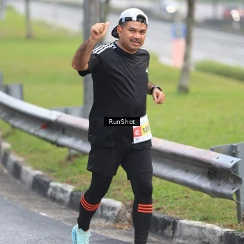 Runner Photo 7021901