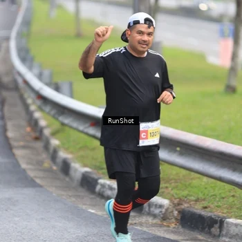 Runner Photo 7021902