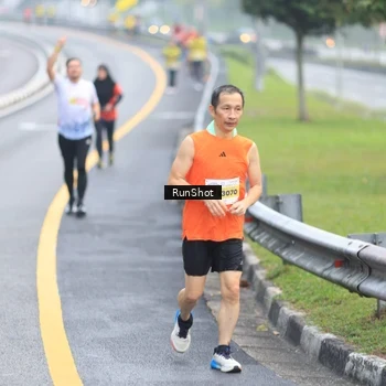 Runner Photo 7021904