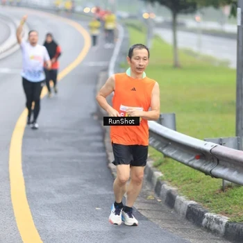 Runner Photo 7021906