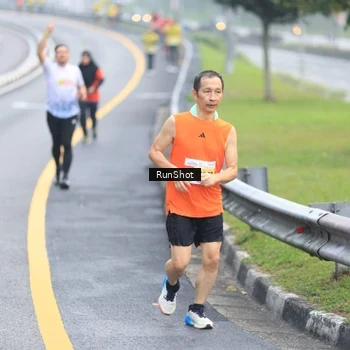 Runner Photo 7021907