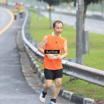 Runner Photo 7021918