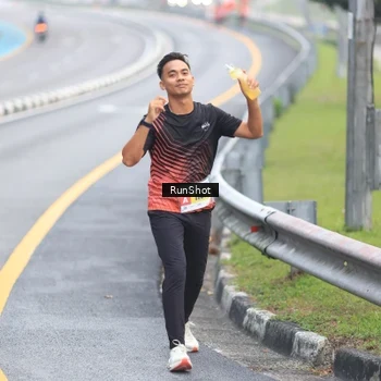 Runner Photo 7021929