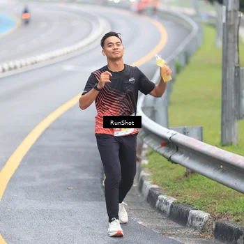 Runner Photo 7021941