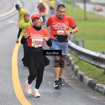 Runner Photo 7021971