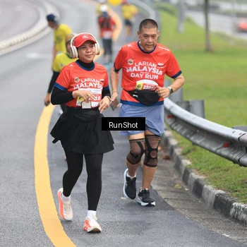 Runner Photo 7021972