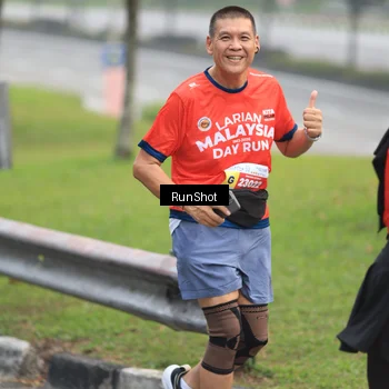 Runner Photo 7021994