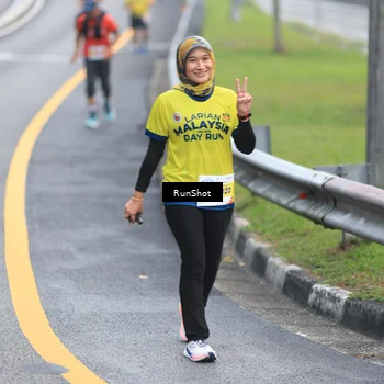 Runner Photo 7022010