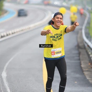 Runner Photo 7022038