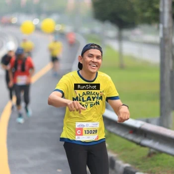 Runner Photo 7022047