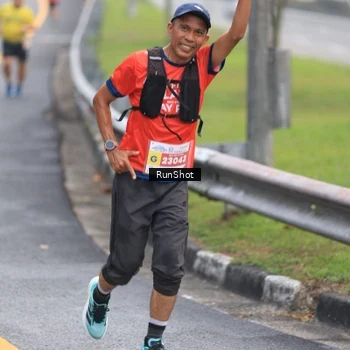 Runner Photo 7022053