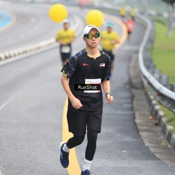 Runner Photo 7022062