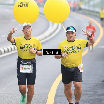 Runner Photo 7022079