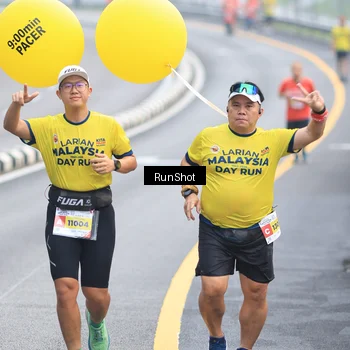 Runner Photo 7022090