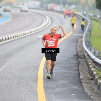 Runner Photo 7022102