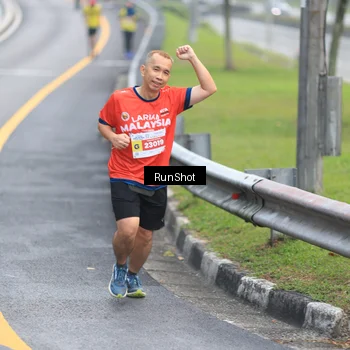 Runner Photo 7022112