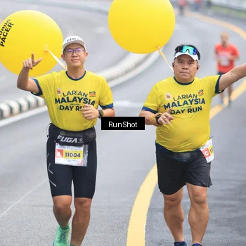 Runner Photo 7022115