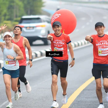 Runner Photo 7022121