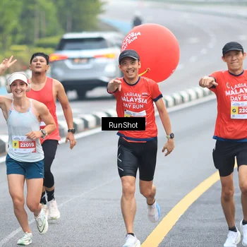 Runner Photo 7022130