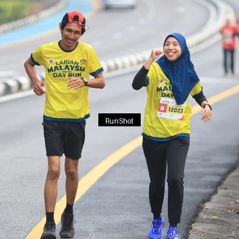 Runner Photo 7022135