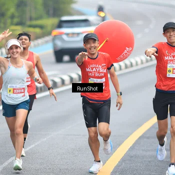 Runner Photo 7022138