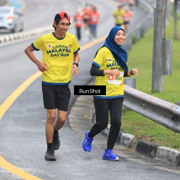 Runner Photo 7022141